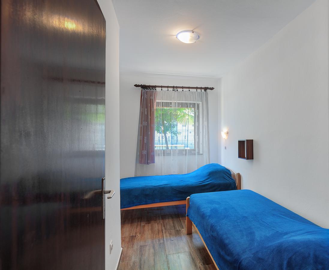 Vesna Apartment Pjescana Uvala Exterior photo